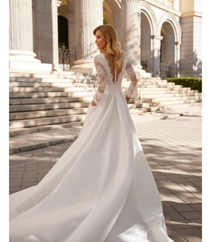 Vestido de novia SOLAN - Luna Novias 2025