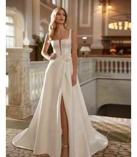 Vestido de novia VIONA - Aire Barcelona 2025