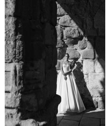 VESTIDO DE NOVIA-POLO-ADRIANA ALIER