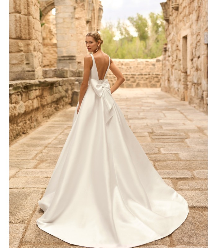 VESTIDO DE NOVIA-PORTO-ADRIANA ALIER