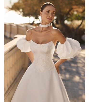 VESTIDO DE NOVIA- FROY-LUNA NOVIAS