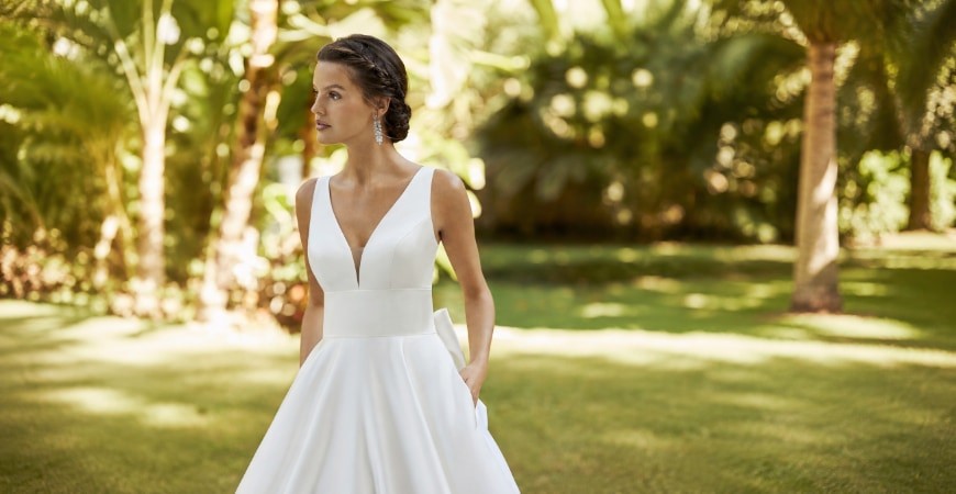 Vestido de novia ADRIANA ALIER en Centro Novias Granada