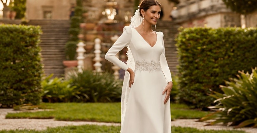 Complementos para vestido de novia en invierno, ideas para completar tu look sin pasar frío